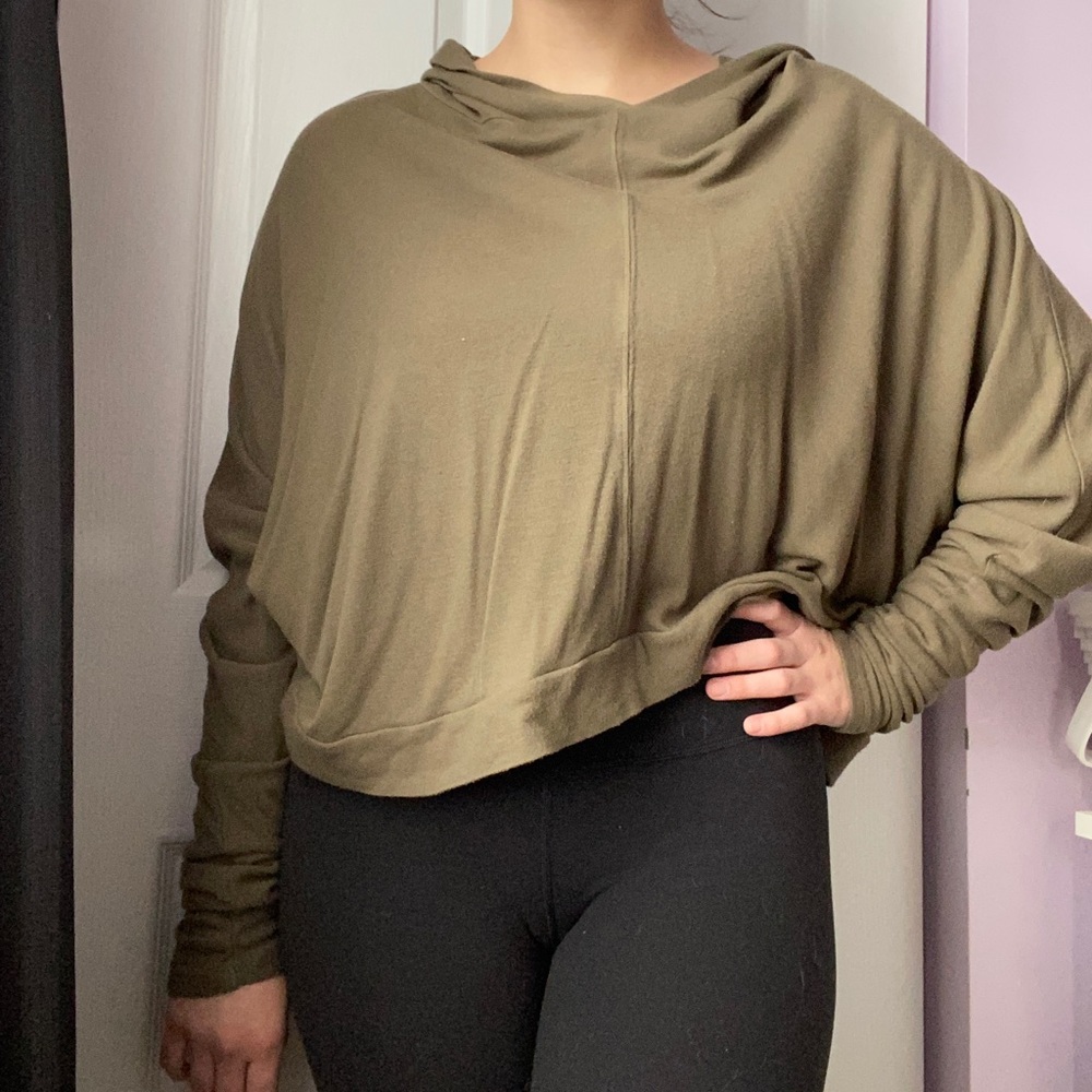 Batwing Sleeve Light Hoodie - Picture 2 of 5
